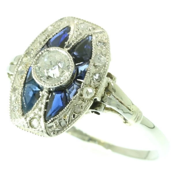 Engagement ring Art Deco sapphire and diamonds